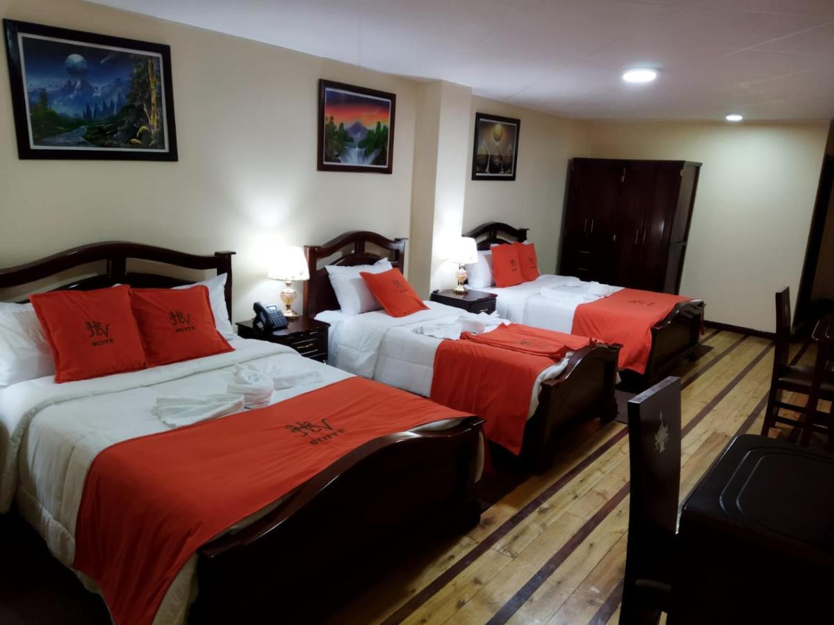 Hotel Velanez Suite Riobamba Eksteriør billede