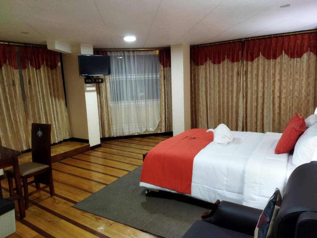 Hotel Velanez Suite Riobamba Eksteriør billede