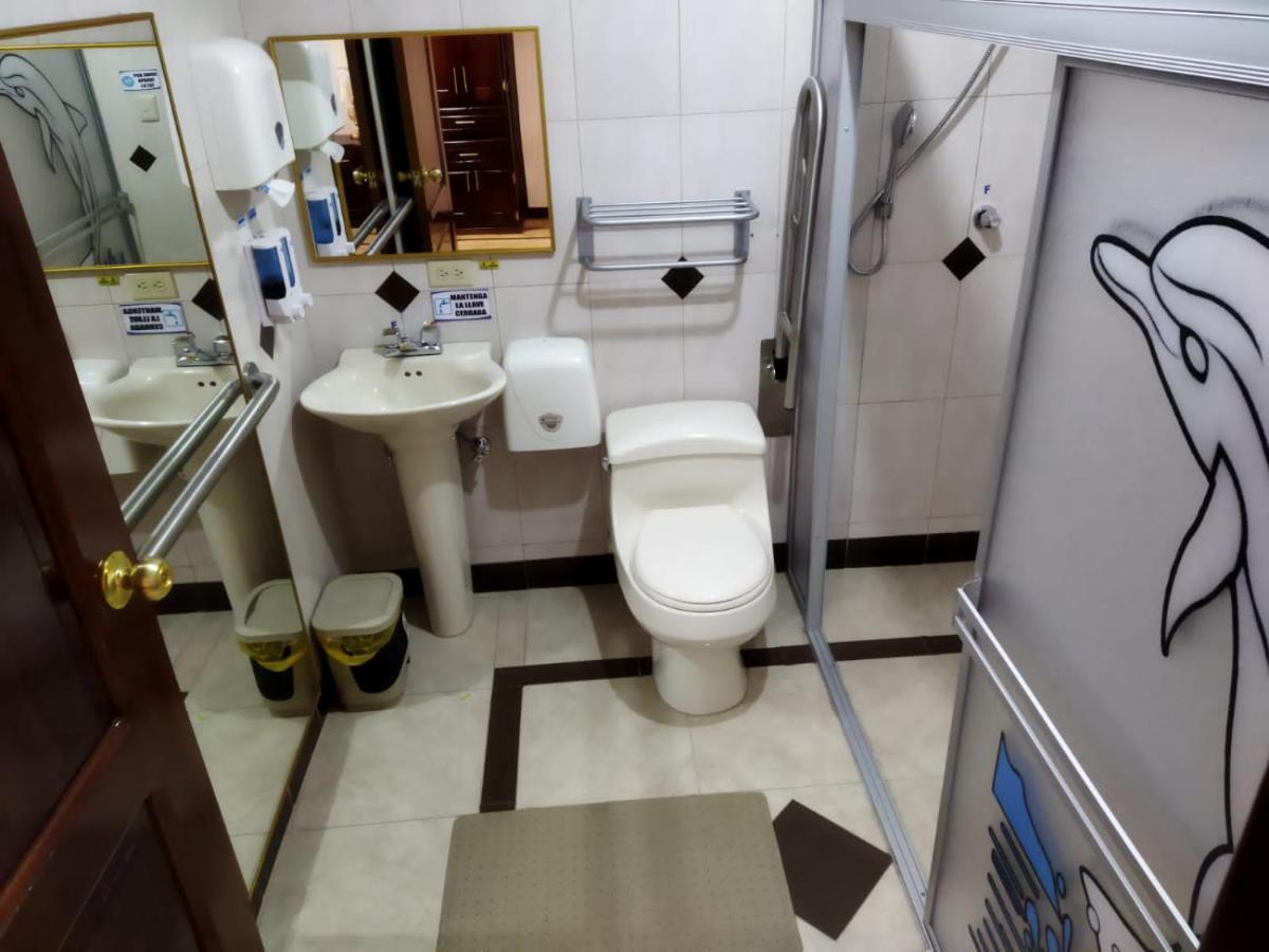 Hotel Velanez Suite Riobamba Eksteriør billede