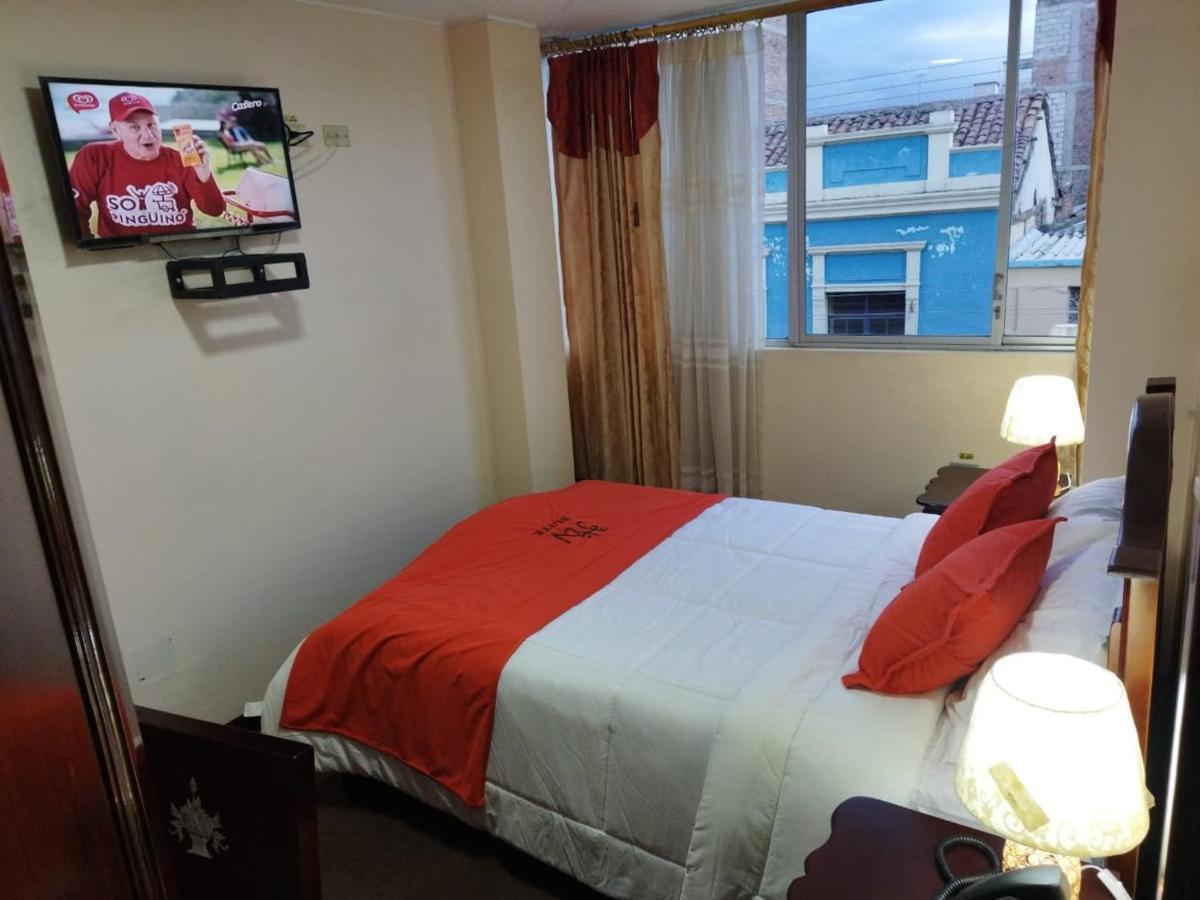 Hotel Velanez Suite Riobamba Eksteriør billede