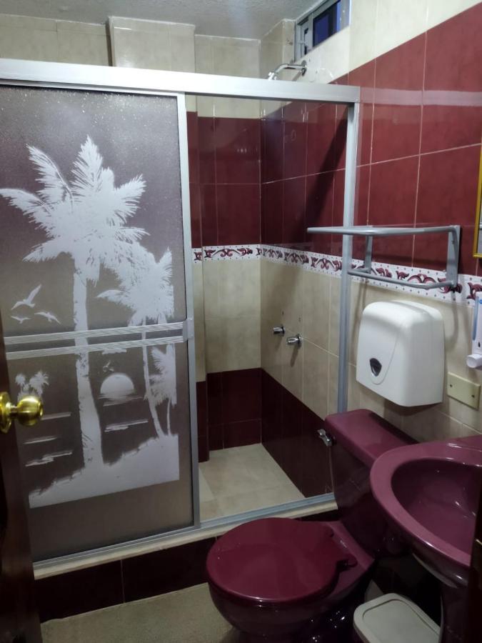 Hotel Velanez Suite Riobamba Eksteriør billede
